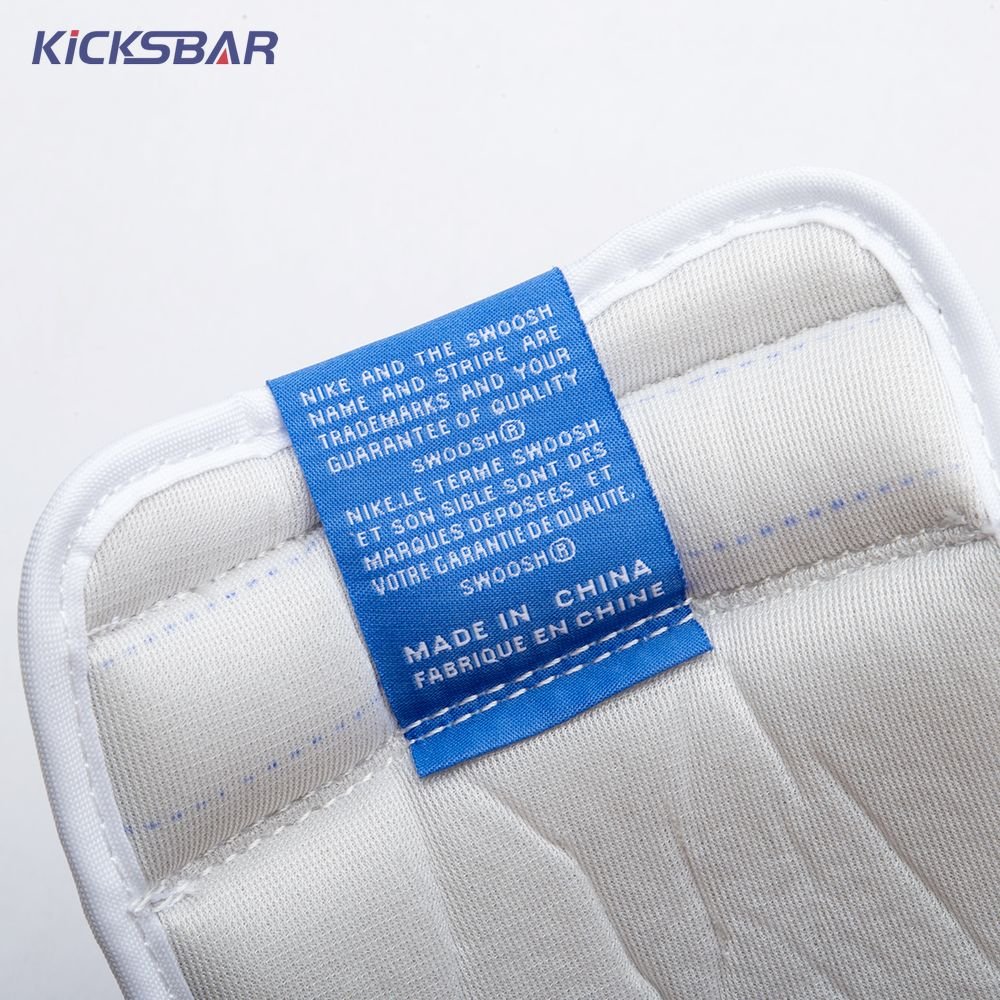 Jordan 1 Retro High OG Hyper Royal 555088 402 Unisex - Image 13