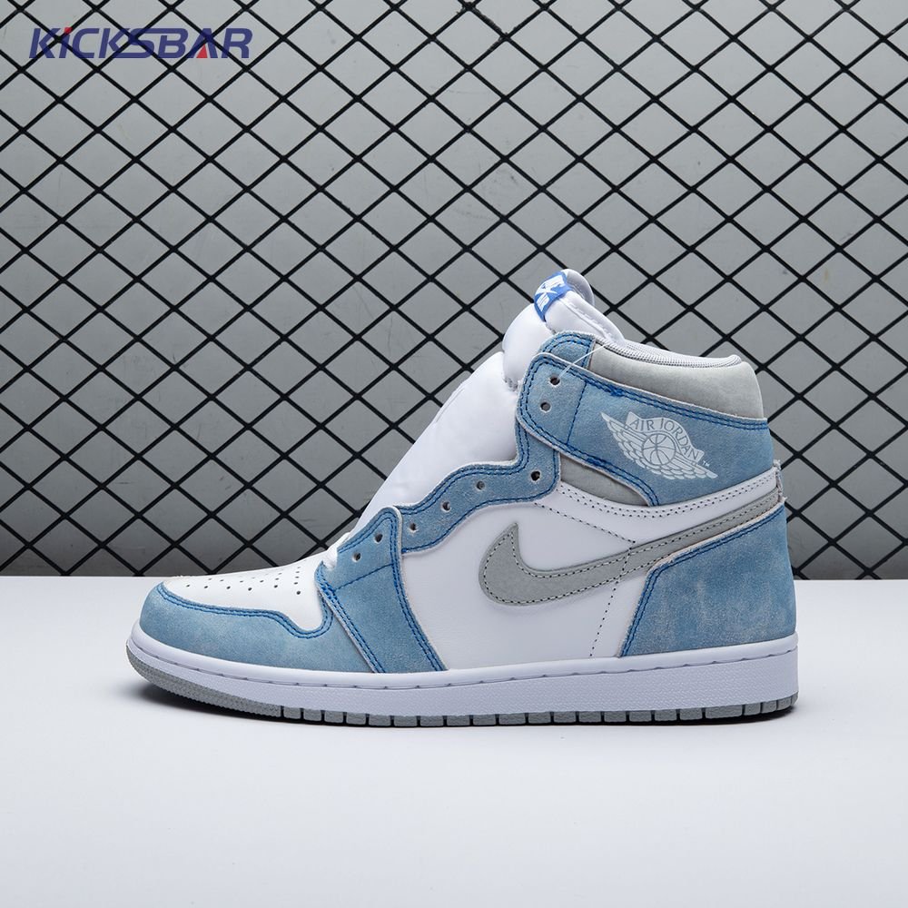 Jordan 1 Retro High OG Hyper Royal 555088 402 Unisex - Image 3