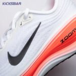 Nike Vomero Plus Extra Wide White Bright Crimson Black IH3251-100 Unisex - Image 11