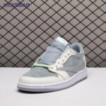 Travis Scott x Air Jordan 1 Low Men's - Image 4