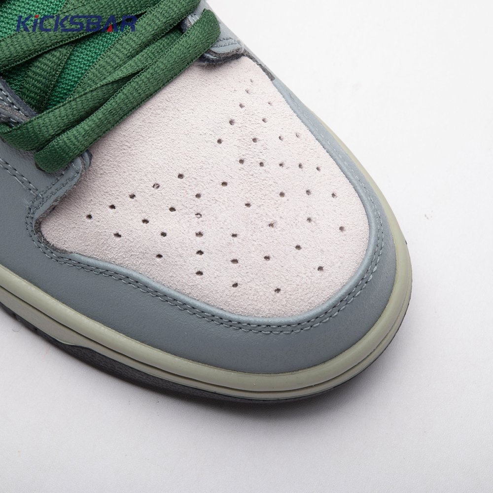 Nike SB Dunk Low Maple Leaf Central Park 313170-021 Unisex - Image 9