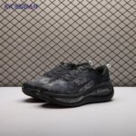 Nike Vomero Plus Anthracite Oatmeal Black IM6776-060 Unisex - Image 2
